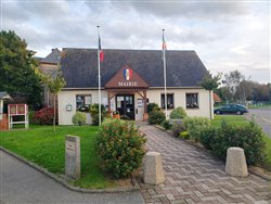 La mairie d�l�gu�e de Tocqueville-sur-Eu - Petit-Caux